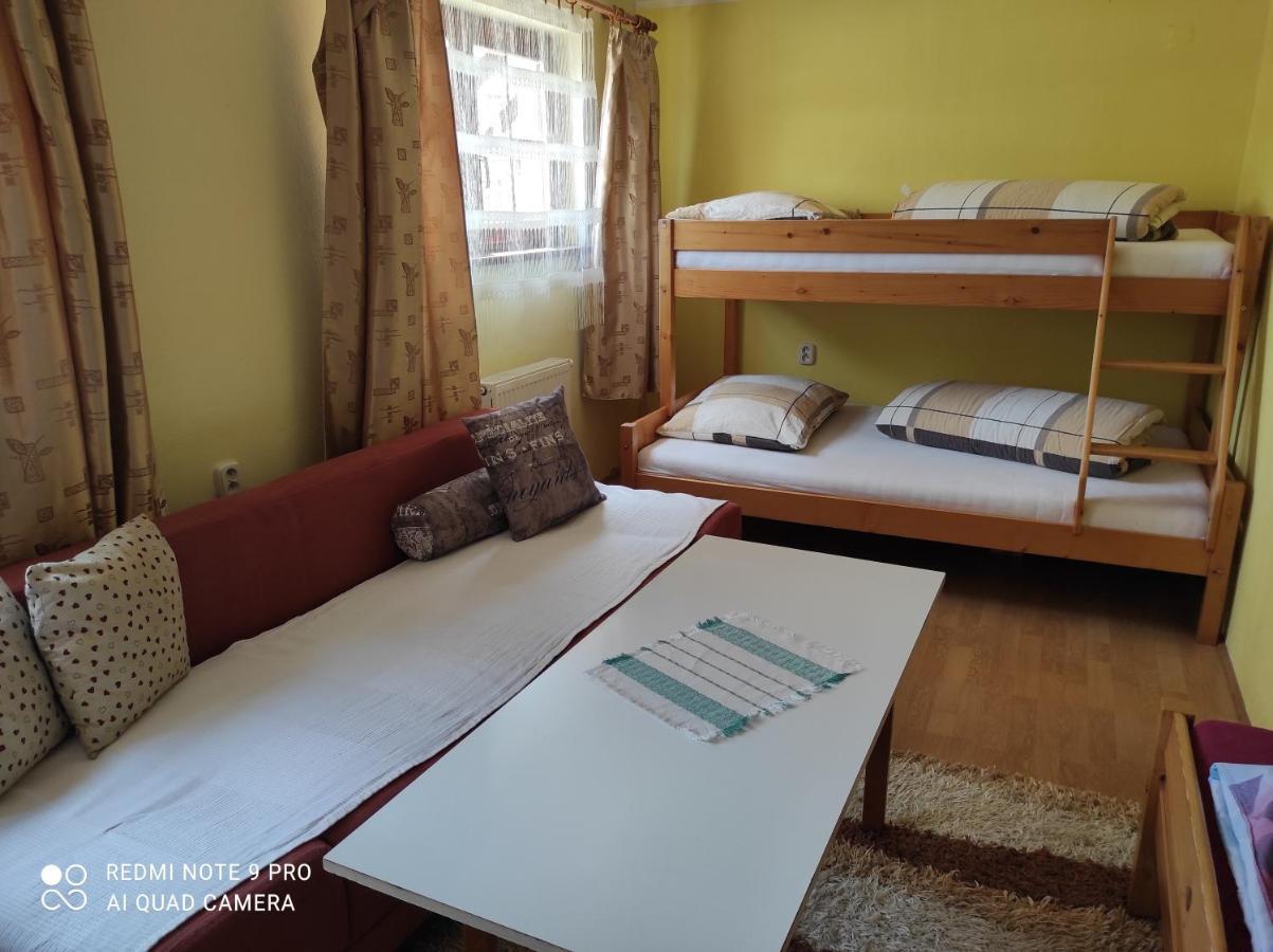 Privat Alma Apartment Nova Lesna Exterior photo