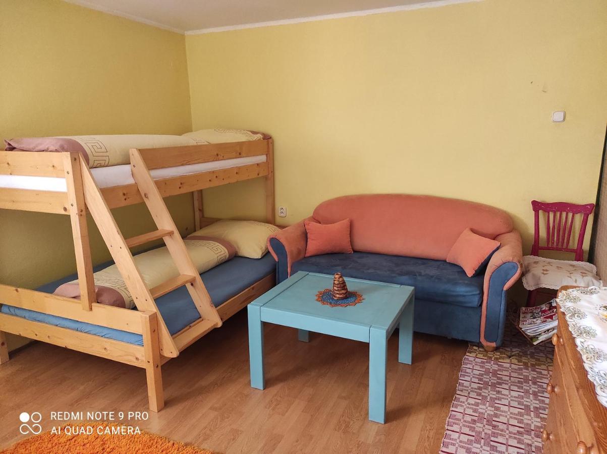 Privat Alma Apartment Nova Lesna Room photo